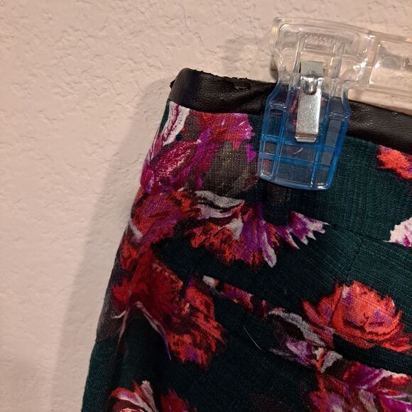 Anthropologie Cartonnier Charlie Floral Ankle Trousers Dark Green Women's size 4 - Picture 4 of 6